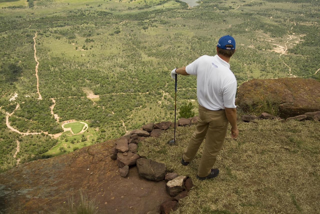 Legend Simba Safari - Legend Golf Safari Resort Golders Green Bagian luar foto